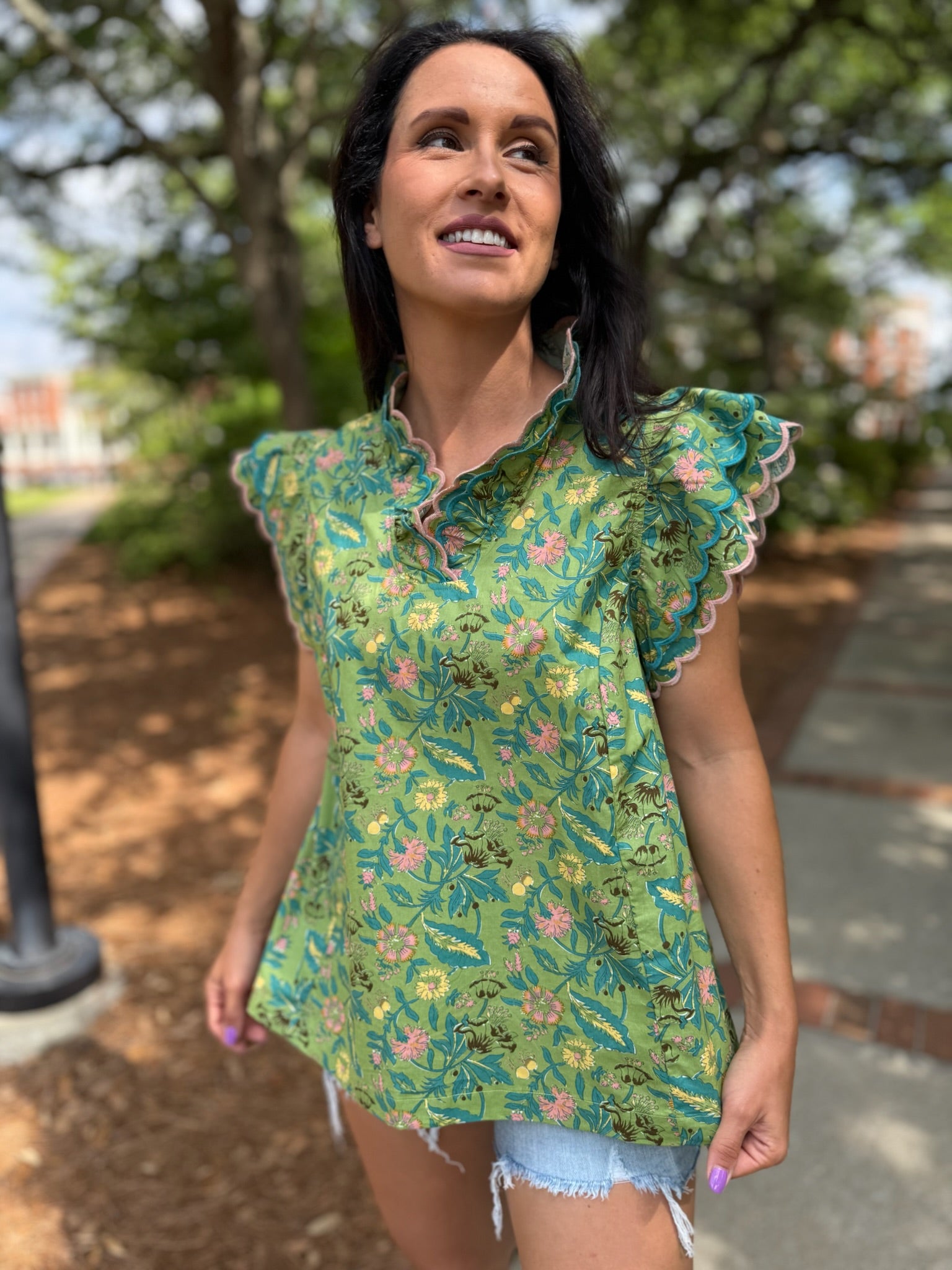 Sage Mix Floral Scallop Edge Ruffle Sleeve Top