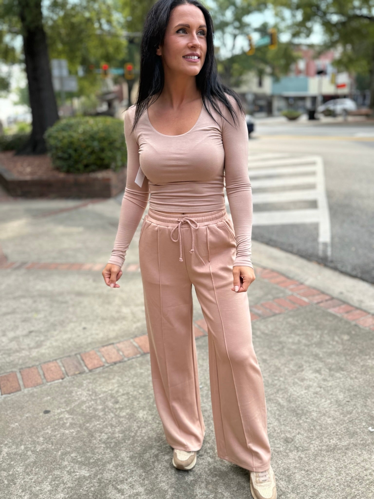 Drawstring Pintuck Sweatpants