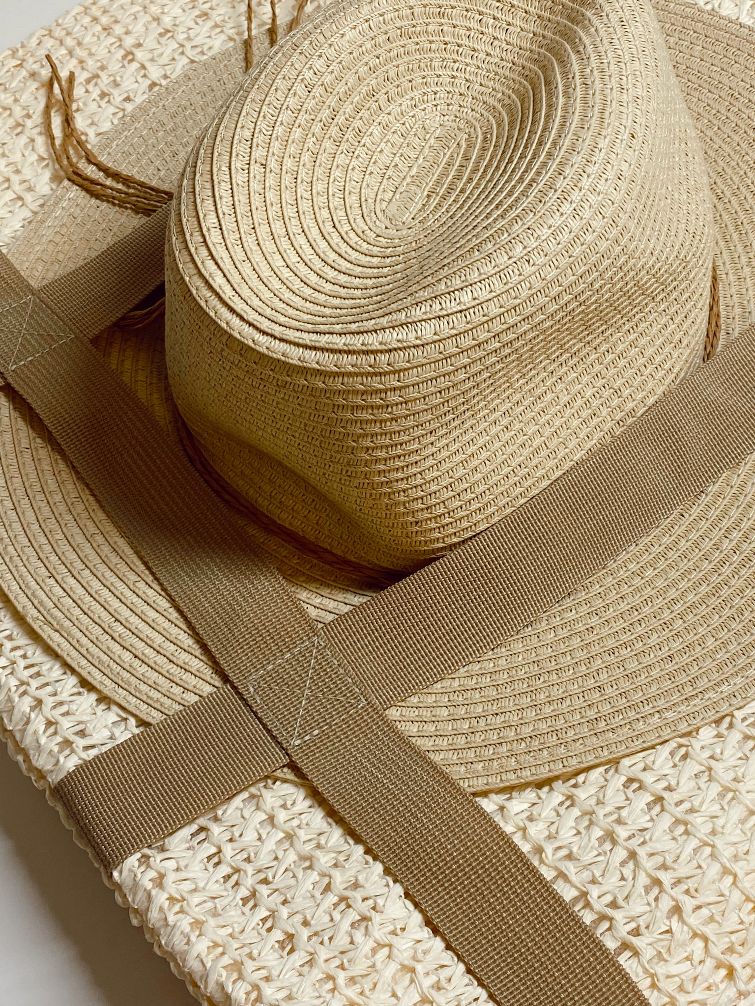 Hat And Tote Gift Set - Cream